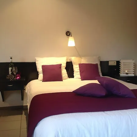 Hotel Le Bonheur De Sy 3*
